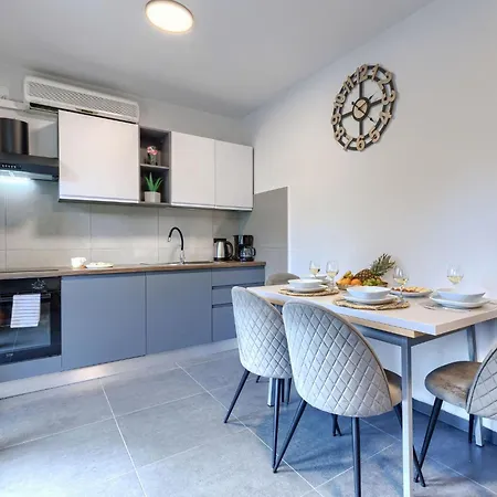 Gordana-4 By Interhome * Labin (Istria)